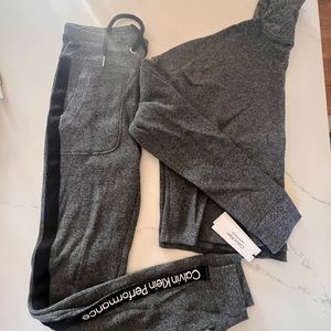 NWT Calvin Klein Performance Set